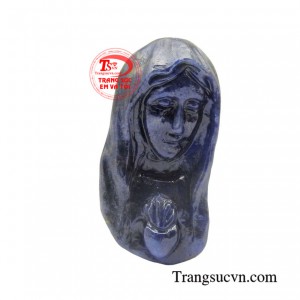 Hơn thế nữa, những người tín hữu Công Giáo luôn có niềm tin trọn vẹn vào Đức Mẹ.