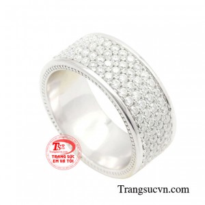 Chiếc nhẫn truyền tải thông điệp và giá trị của người sử dụng.