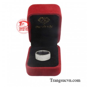 Sản phẩm được giao hàng toàn quốc.