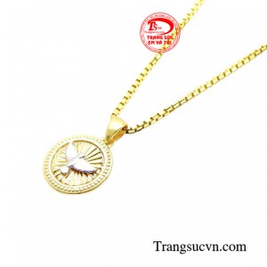 Đây là món quà tuyệt vời dành tặng cho người thân yêu hoặc để bạn tự thưởng cho mình.
