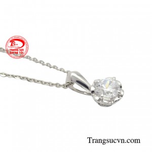Bộ dây nữ phong cách thời thượng mang biểu tượng của sự nữ tính sẽ là quà tặng thích hợp nhất trong mỗi dịp đặc biệt.