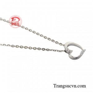 Nếu những cô gái  hiện đại và tự tin luôn biết cách để thu hút sự chú ý và khẳng định được vị thế của bản thân.