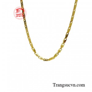  Sản phẩm không chỉ là một món trang sức mà còn là một kỷ vật quý giá, gắn liền với những kỷ niệm tuổi thơ của bé.