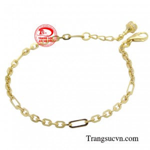 Với thiết kế thanh lịch, nhẹ nhàng phù hợp với mọi phong cách thời trang, từ trẻ trung, năng động đến thanh lịch, quý phái.