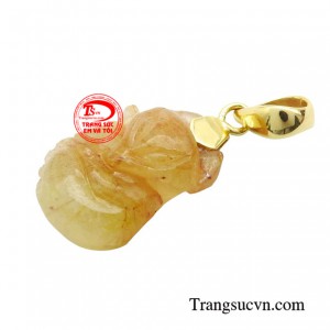 Đeo mặt dây chuyền hồ ly giúp các chị em trở nên xinh đẹp, tự tin tỏa sáng nhằm thu hút mọi ánh nhìn.