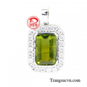 Mặt dây peridot nữ thần