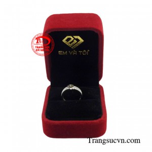 Sản phẩm được giao hàng toàn quốc.