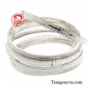 Chính vì vậy sẽ là món quà ý nghĩa dành tặng người yêu thương trong những dịp đặc biệt.