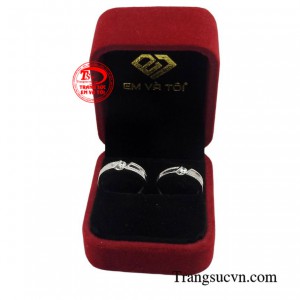 Sản phẩm được giao hàng toàn quốc.