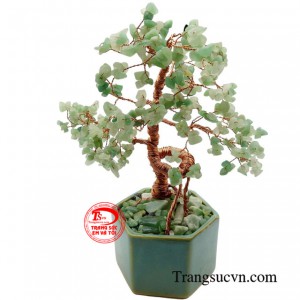 Cây đá quý Aventurine xinh xắn có chất lượng cao, kiểu dáng xinh xắn mang lại sự bình yên cho gia chủ.