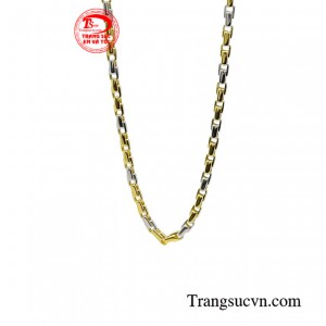 EVT luôn mang đến những mẫu mã dây chuyền đẹp, bắt kịp xu hướng của thời đaị.