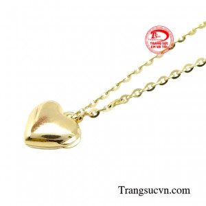 Chính vì vậy mà chiếc dây chuyền không chỉ là làm đẹp mà còn mang ý nghĩa sâu sắc, thể hiện tình yêu dành cho bản thân hoặc người thân yêu.