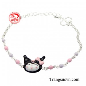 Lắc bạc dễ thương cho bé được nhiều phụ huynh lựa chọn dành cho con mình. 