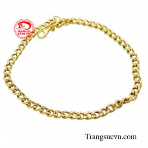 Chiếc lắc không chỉ thời trang mà nó còn là biểu tượng của sự giàu có, thành công và đẳng cấp của người đàn ông.