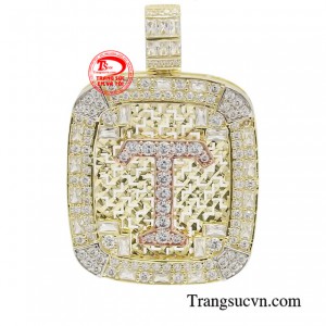 Mặt dây chữ T vàng 10k với thiết kế hiện đại đầy nam tính tạo nên vẻ đẹp tinh tế và sang trọng cho chiếc mặt dây.