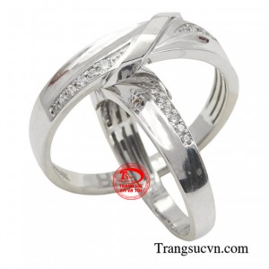 Khi trao cho nhau chiếc nhẫn cưới là bắt đầu cho một sự khởi đầu mới, là cùng nhau xây đựng một đình mới.