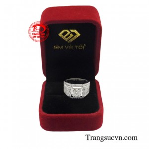 Sản phẩm được giao hàng trên toàn quốc.