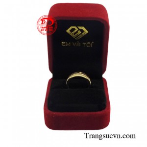 Sản phẩm được giao hàng toàn quốc.