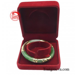 Sản phẩm được giao hàng toàn quốc.