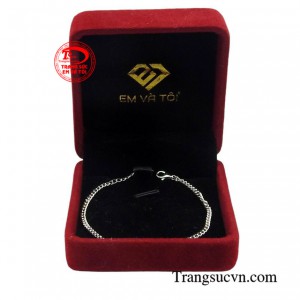 Sản phẩm được giao hàng toàn quốc.