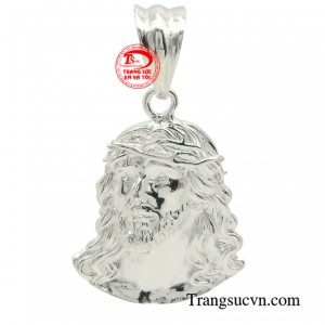 Mặt chúa Giêsu bằng bạc không chỉ đơn thuần là một món trang sức, mà còn mang trong mình ý nghĩa sâu sắc về đức tin và sự bình an.