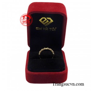 Sản phẩm được giao hàng toàn quốc.