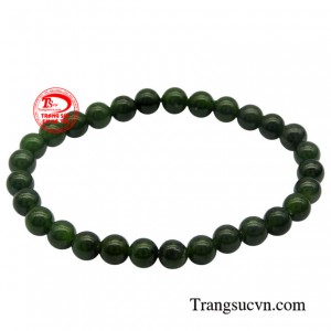 Từ xa xưa, ngọc cẩm thạch luôn mang nguồn năng lượng dồi dào, mang lại bình an, gia đình hương vượng, xua đuổi ma quỷ, giúp sự nghiệp thăng tiến, và trường thọ.