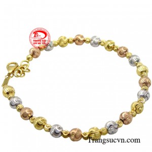 Với món trang sức này chắc chắn phong cách của bạn sẽ được nâng lên một tầm cao mới.