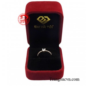 Sản phẩm được giao hàng toàn quốc.