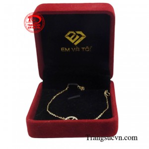 Sản phẩm được giao hàng toàn quốc.