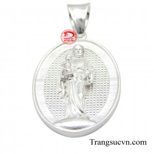 Hình ảnh Đức Mẹ mang lại sự an lành, bình yên và hy vọng cho những ai mang theo trong mình.