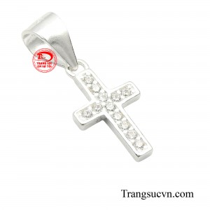 EVT luôn mang đến cho quý khách hàng những mẫu mặt dây chuyền bạc đẹp nhất.