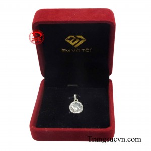 Sản phẩm được giao hàng toàn quốc.