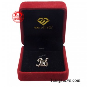 Sản phẩm được giao hàng toàn quốc.