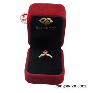 Sản phẩm được giao hàng toàn quốc.