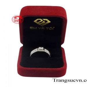 Sản phẩm được giao hàng toàn quốc.