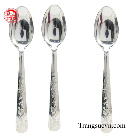 Thìa bạc cho bé yêu