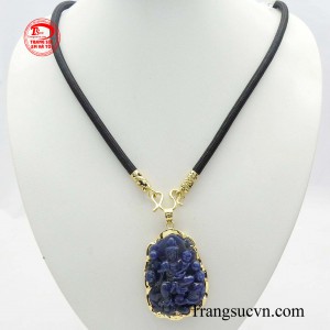 Bộ mặt dây bản mệnh tuổi Thìn-tỵ được Phổ Hiền Bồ Tát hộ mệnh, ngài là biểu tượng của sức mạnh để vượt qua mọi khó khăn, thử thách.