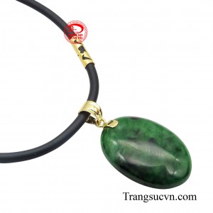 Ngoài ra nó còn có tác dụng xua đuổi tà ma, ác khí chống lại ma quỷ, cải thiện vận khí.