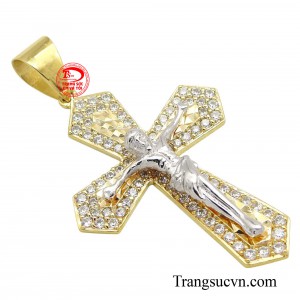 Đây không chỉ là một món trang sức, mà còn là biểu tượng của đức tin và niềm hy vọng, mang đến sự bình an và an lành cho người đeo.