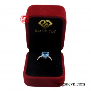 Sản phẩm được giao hàng toàn quốc.