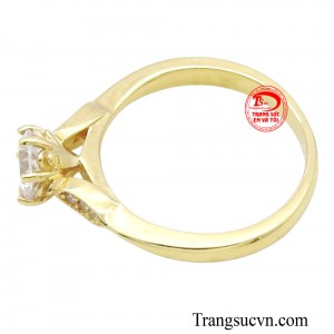 Phải chăng chiếc nhẫn này sẽ là món quà ý nghĩa dành tặng cho những người phụ nữ đặc biệt.