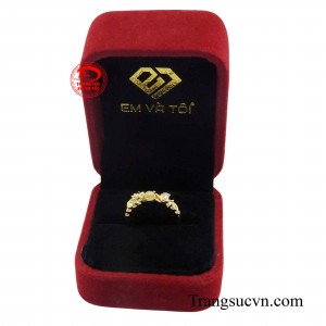 Sản phẩm được giao hàng toàn quốc.