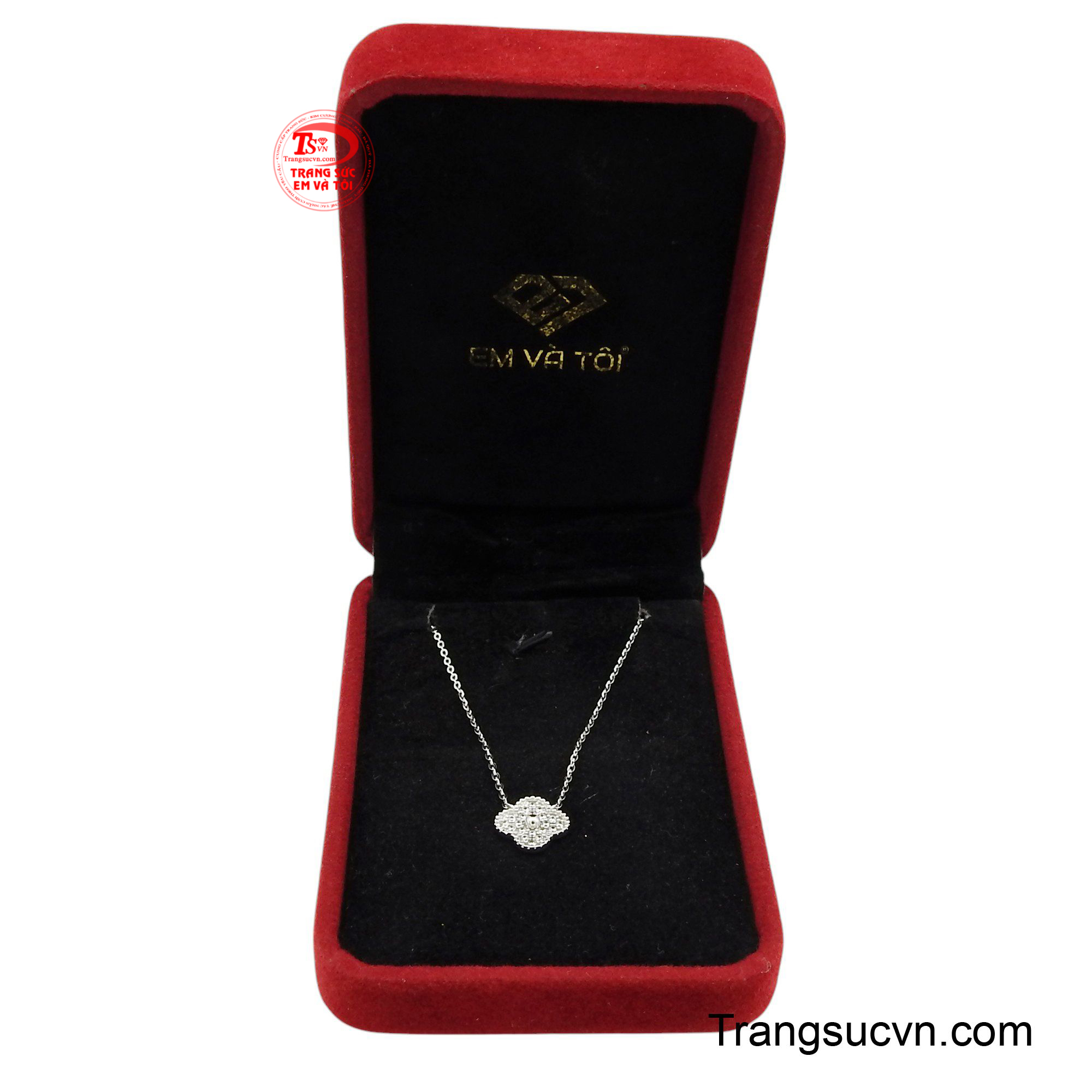 Sản phẩm được giao hàng toàn quốc.