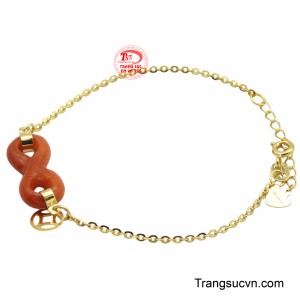 Từ xa xưa ngọc cẩm thạch được xem là loại đá mag lại năng lượng tích cực trong cuộc sống.
