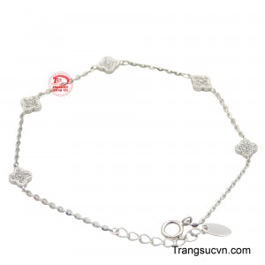 Hãy đến với Trang Sức Em và Tôi để lựa chọn cho mình những mẫu lắc tay đẹp và phù hợp với phong cách cho riêng mình các bạn nhé!