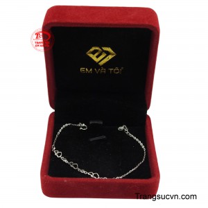 Sản phẩm được giao hàng toàn quốc.