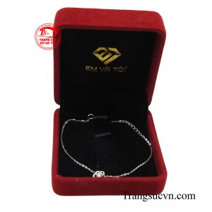 Sản phẩm được giao hàng toàn quốc.