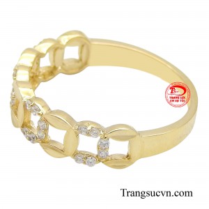 Điều đó thể hiện tiếng nói phong cách cá nhân, khởi đầu một năm đầy năng lượng, sẵn sàng chinh phục những mục tiêu mới, thành công rực rỡ.