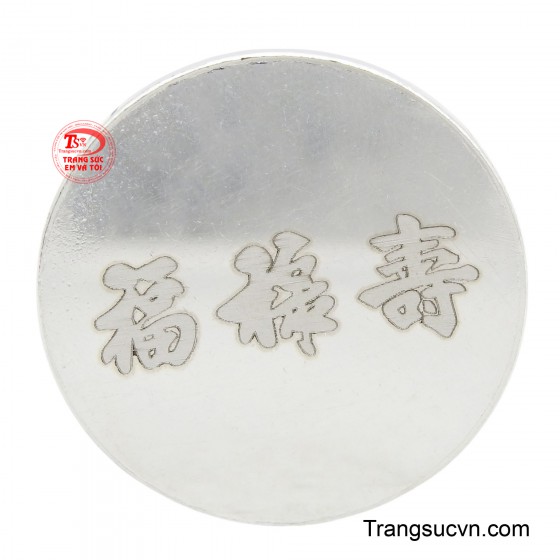 Đồng xu bạc khắc chữ